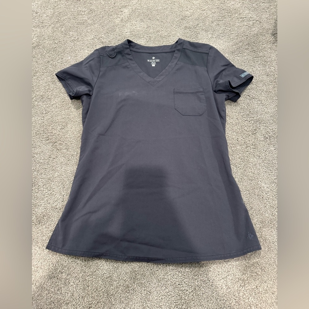 Med Couture Grey Scrub Top (extra small)